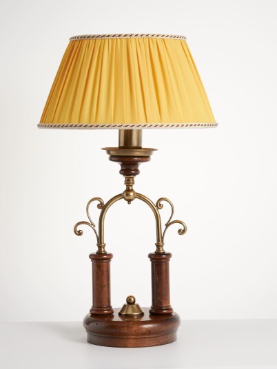 Фото Настольная лампа