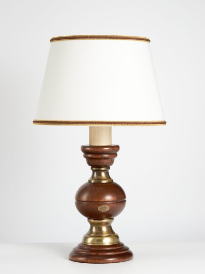 Фото Настольная лампа